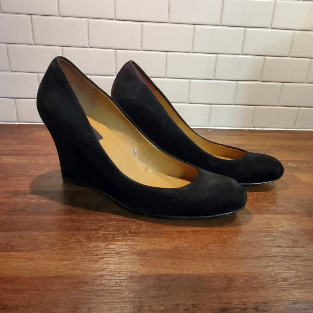Ann Taylor Suede Wedges